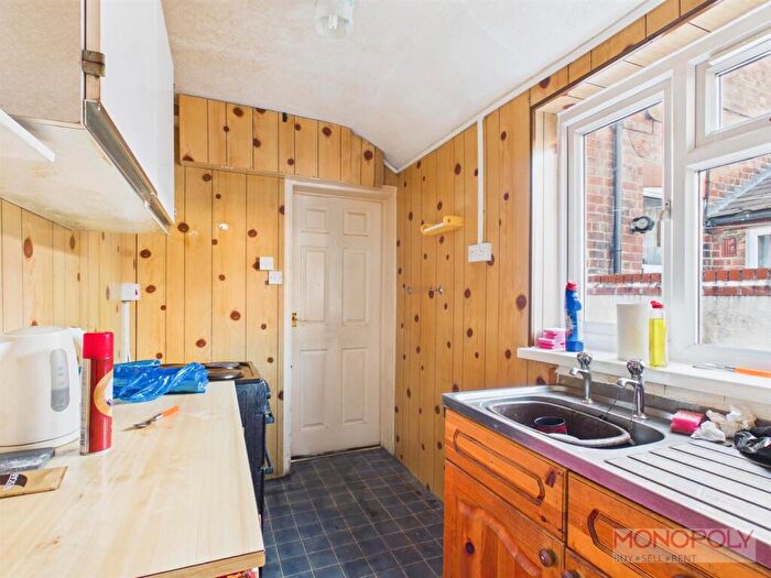 2 Bedroom Terraced House For Sale In Bertie Road, Wrexham, LL13 - Photo 6