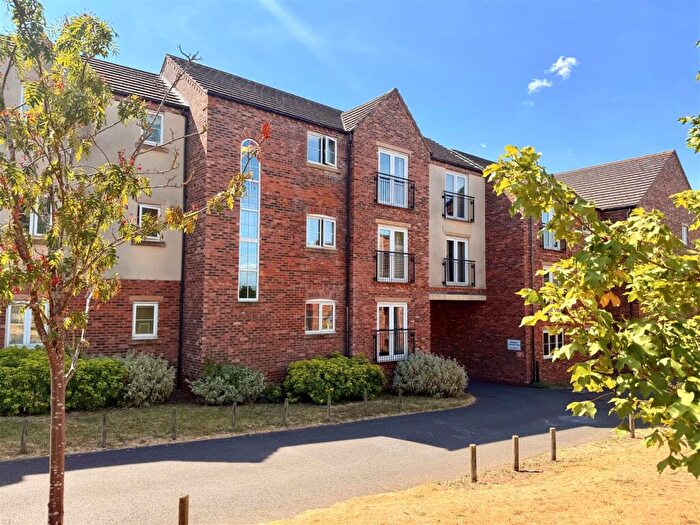 1 Bedroom Flat For Sale In Kidger Close, Shepshed, LE12