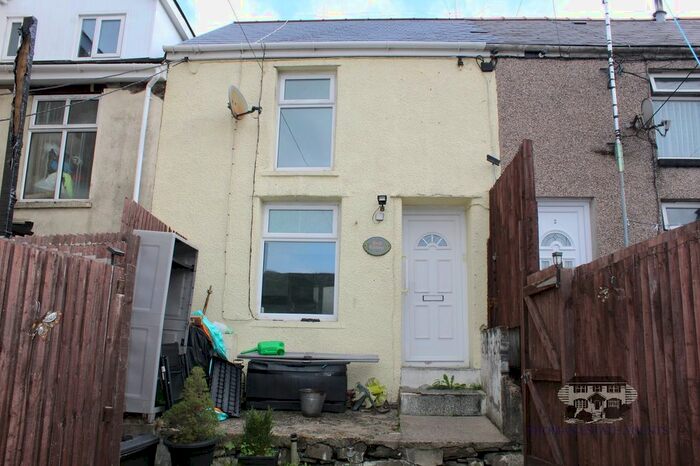 2 Bedroom Terraced House To Rent In York Street, Porth, Rhondda, Cynon, Taff., CF39
