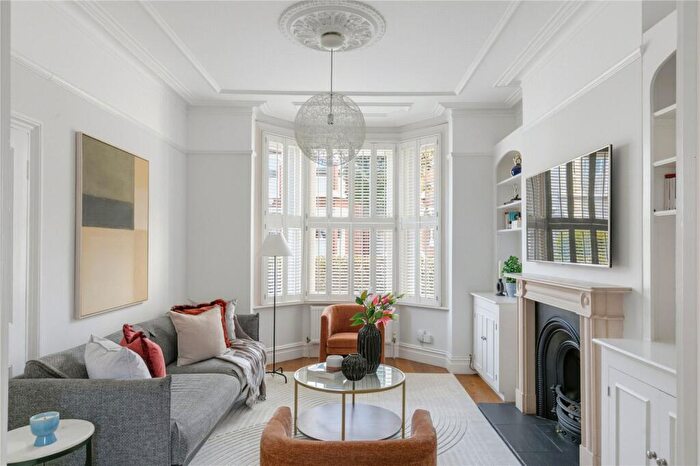 4 Bedroom Terraced House For Sale In Jedburgh Street, SW11