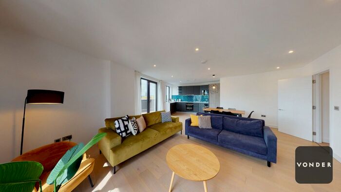 3 Bedroom Flat To Rent In Gorsuch Place, London, E2