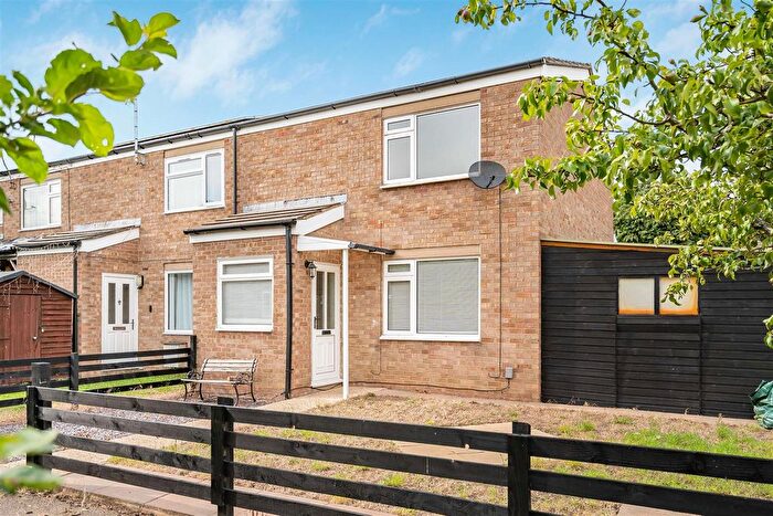 2 Bedroom End Of Terrace House For Sale In Wiles Close, Waterbeach, Cambridge, CB25