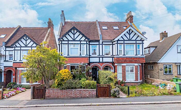 4 Bedroom Semi-Detached House For Sale In Ashburnham Road, Hastings, TN35
