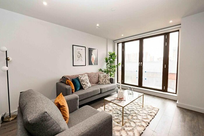 2 Bedroom Apartment To Rent In Parliament Square Crump St, Liverpool, Merseyside, L1