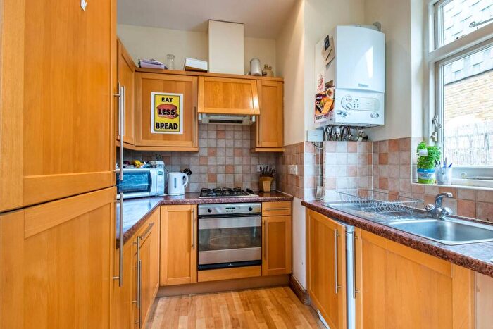2 Bedroom Flat To Rent In Islington Park Street, Barnsbury, London, N1