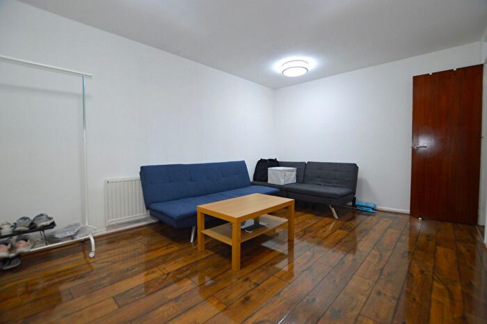 1 Bedroom Flat For Sale In Marlowe Gardens, London, SE9