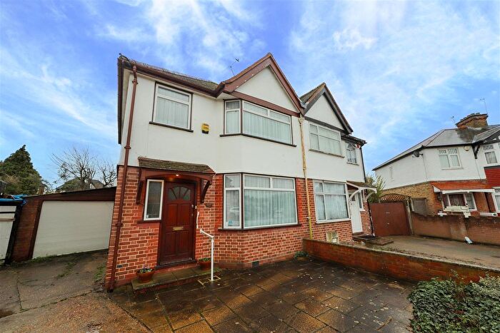 3 Bedroom Semi Detached House For Sale In Dellfield Crescent, Uxbridge, UB8