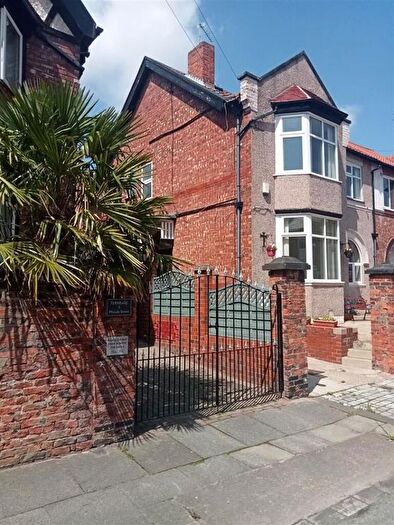 4 Bedroom Semi-Detached House For Sale In Maude Street, Darlington, DL3