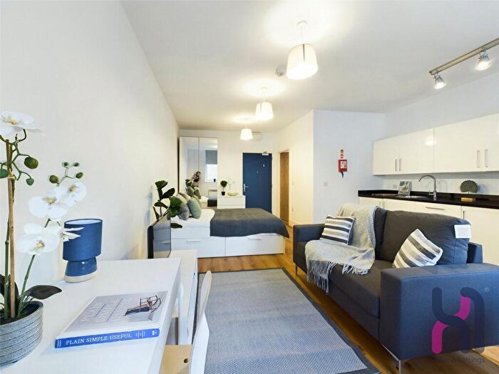 1 Bedroom Flat To Rent In Bexley Square, Town Hall Bexley Square, M3