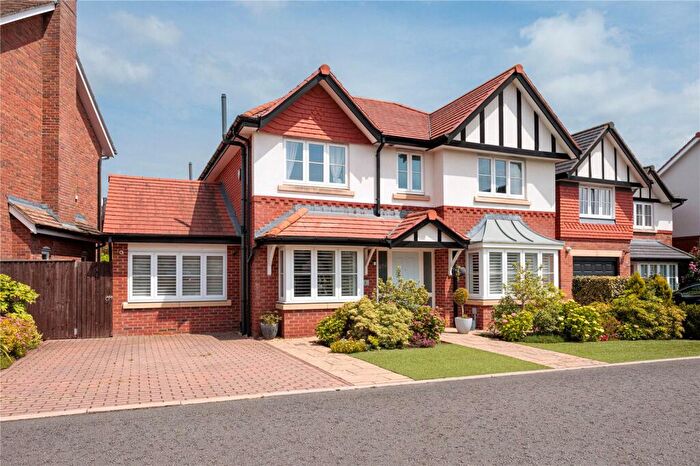 4 Bedroom Detached House For Sale In Bradshaw Close, Wilmslow, Cheshire, SK9