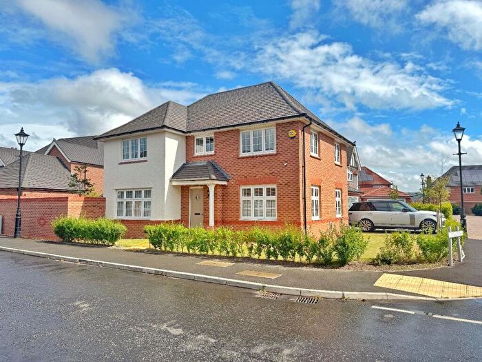 4 Bedroom House For Sale In Griffon Lane, Woodford, SK7