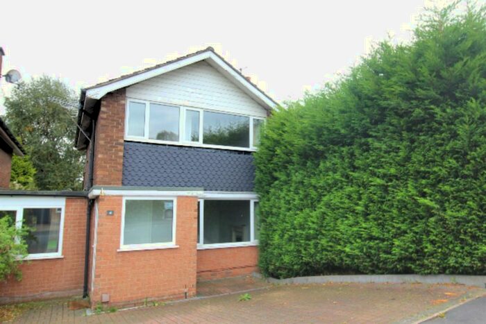 4 Bedroom Link Detached House To Rent In Deva Close, Poynton, Stockport, SK12