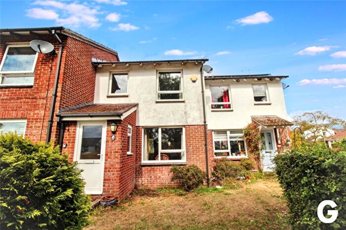 3 Bedroom Terraced House For Sale In Kingfisher Way, Ringwood, Hampshire, BH24