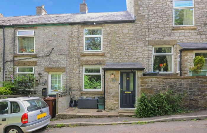 2 Bedroom Terraced House For Sale In Small Knowle End, Peak Dale SK17