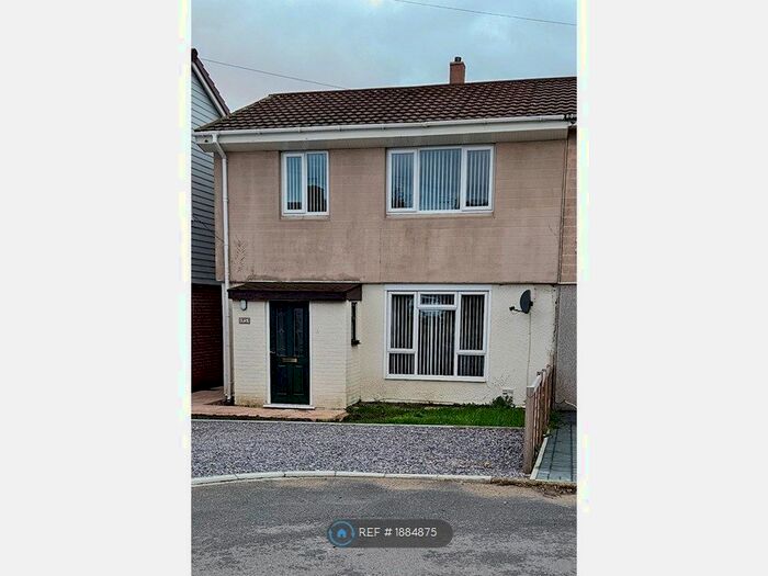 3 Bedroom Semi-Detached House To Rent In Barnfield Way, Southampton, SO19