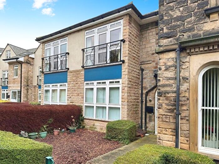 1 Bedroom Flat For Sale In The Lawn, Burley In Wharfedale, LS29