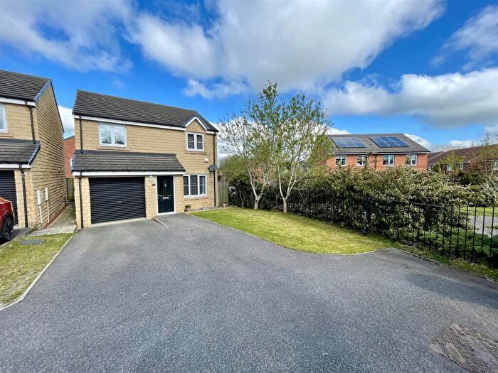 3 Bedroom Detached House For Sale In Norham Drive, Darlington, DL3