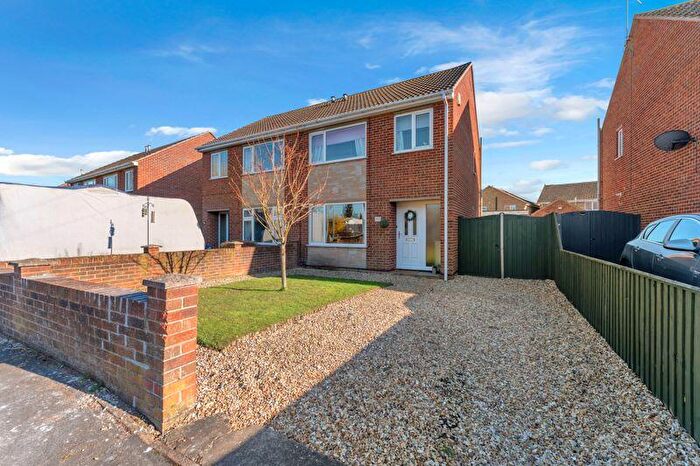 3 Bedroom Semi-Detached House For Sale In Archer Road, Waltham, DN37