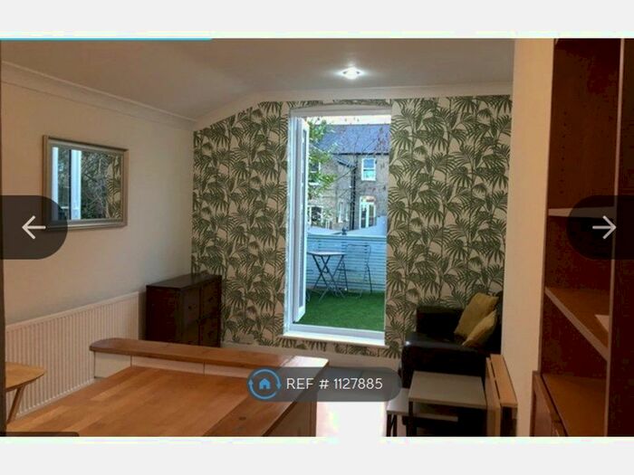 1 Bedroom Flat To Rent In Minard Rd, Hither Green/Catford, SE6