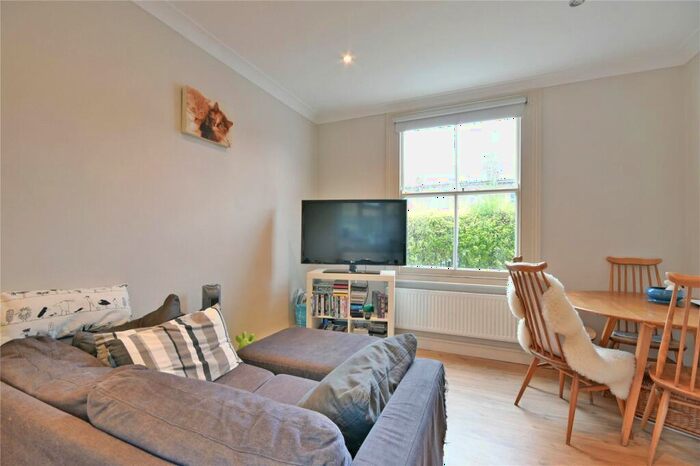 1 Bedroom Flat To Rent In Archdale Road, East Dulwich, SE22