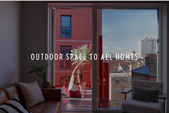 2 Bedroom Flat For Sale In London, W6