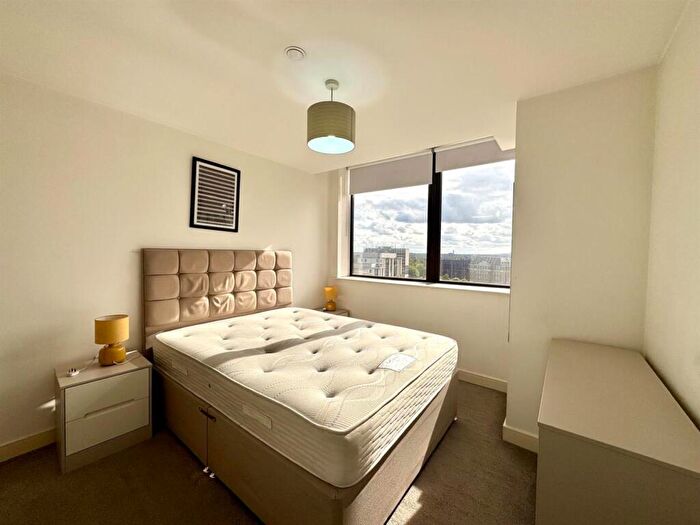 1 Bedroom Apartment To Rent In Broad Street, Birmingham, B15
