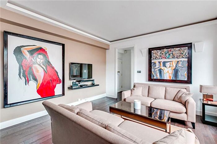 2 Bedroom Flat To Rent In Whitelands House, London, SW3