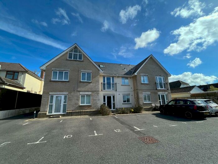 2 Bedroom Apartment To Rent In Blandford Road, Upton, BH16