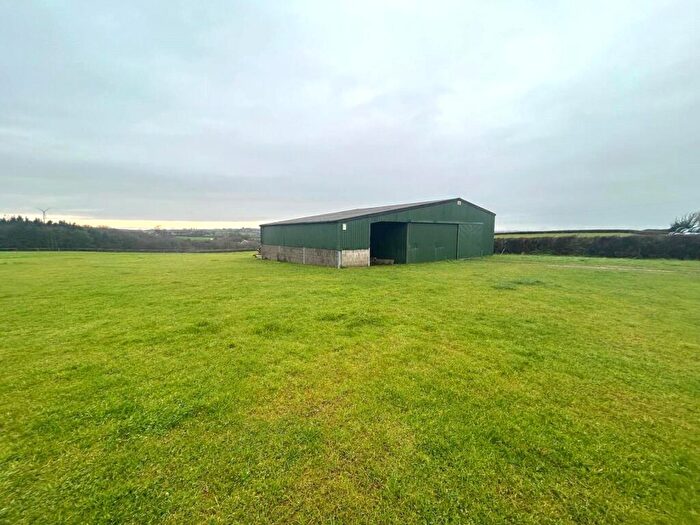 Detached House For Sale In Kenapark, Hoarestone Cross, Buckland Brewer, EX38