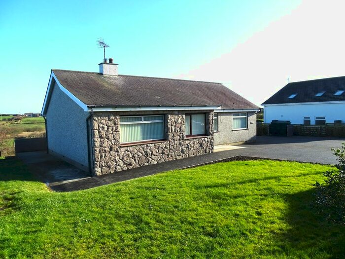 3 Bedroom Bungalow To Rent In Gorwel, Rhosybol, Ynys Mon, LL68