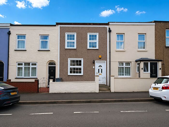 2 Bedroom Terraced House To Rent In Wellington Street, Gravesend, DA12