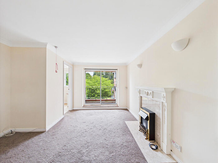 1 Bedroom Apartment To Rent In Trinity Court, Marlow, Buckinghamshire, SL7