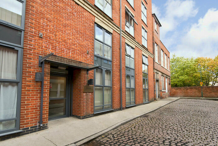 1 Bedroom Flat To Rent In New Court, Ristes Place, Nottingham, NG1