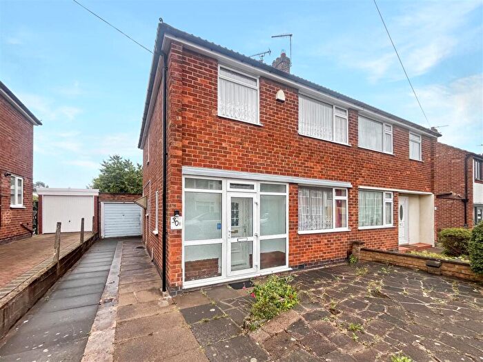 3 Bedroom Semi-Detached House For Sale In South Avenue, Leicester Forest East., LE3