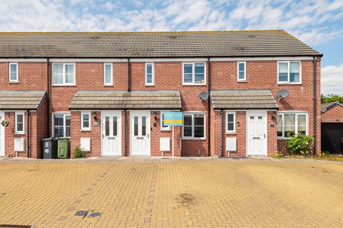2 Bedroom Terraced House For Sale In Whitby Road, Ormesby, NR29