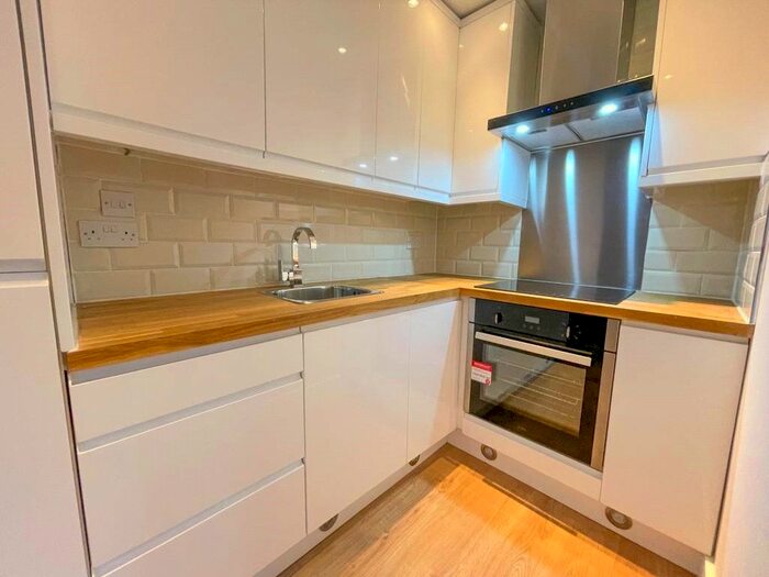 1 Bedroom Maisonette To Rent In Northfields, Dunstable, Bedfordshire, LU5