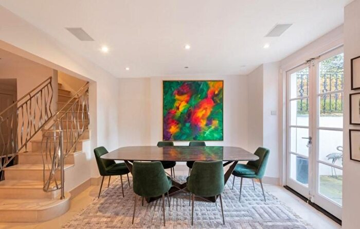 6 Bedroom Terraced House For Sale In Clifton Hill, St John's Wood, NW8