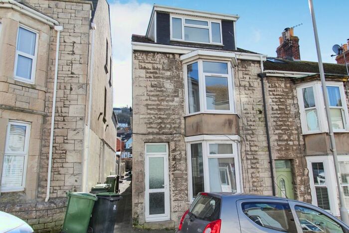 4 Bedroom End Of Terrace House To Rent In High Street, Fortuneswell, Portland, Dorset, DT5