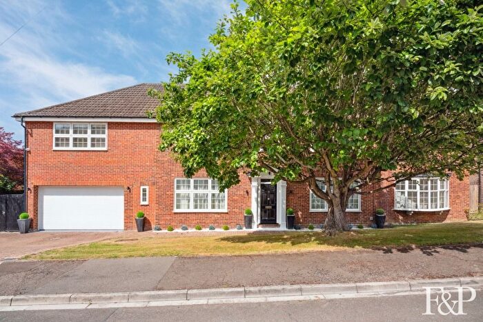 5 Bedroom Detached House For Sale In St. Huberts Close, Gerrards Cross, SL9