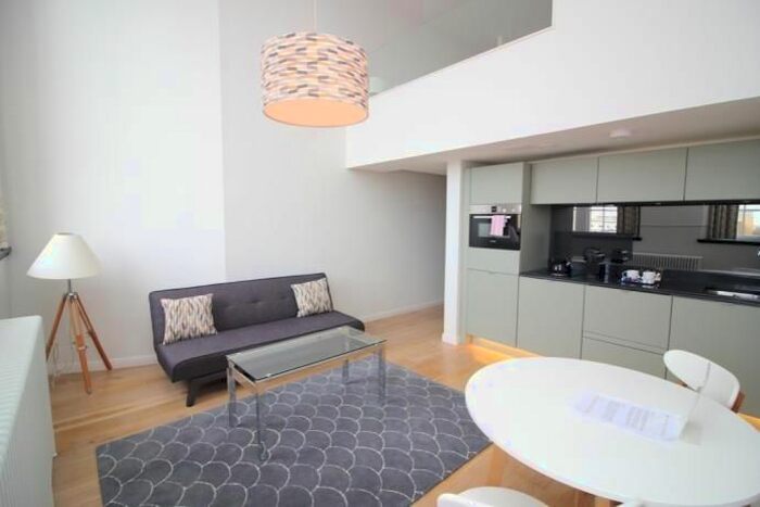 1 Bedroom Flat To Rent In Flat, Mcdonald Road, Edinburgh, EH7