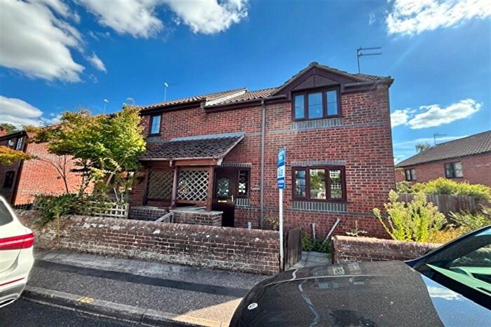 2 Bedroom House For Sale In Old Road, Acle, Norwich, NR13