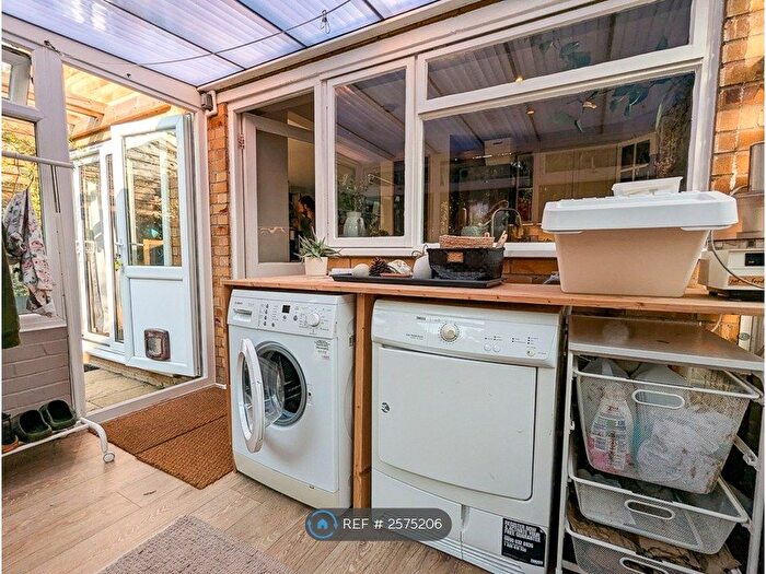 4 Bedroom Semi-Detached House To Rent In Sandford Close, Wivenhoe, Colchester, CO7