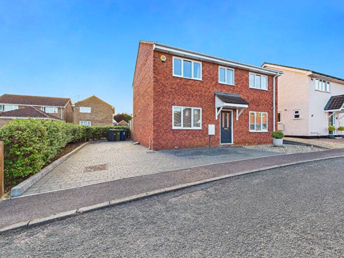 3 Bedroom Detached House For Sale In Collingwood Road, Eaton Socon, St. Neots, PE19