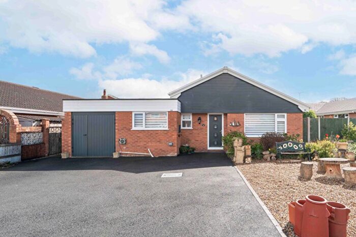 3 Bedroom Detached Bungalow For Sale In Heol Awel, Abergele, LL22