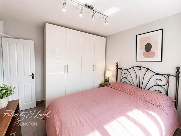 1 Bedroom Flat To Rent In Aberdeen Park, London, N5