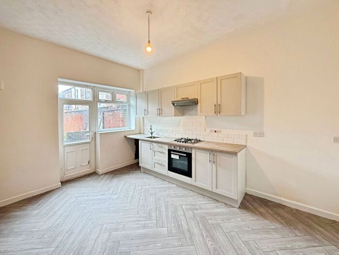 3 Bedroom Terraced House To Rent In Russell Street, Ashton-Under-Lyne, Greater Manchester, OL6
