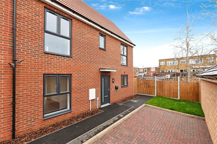 2 Bedroom Semi-Detached House For Sale In Ganels Mews, Ganels Road, Billericay, Essex, CM11