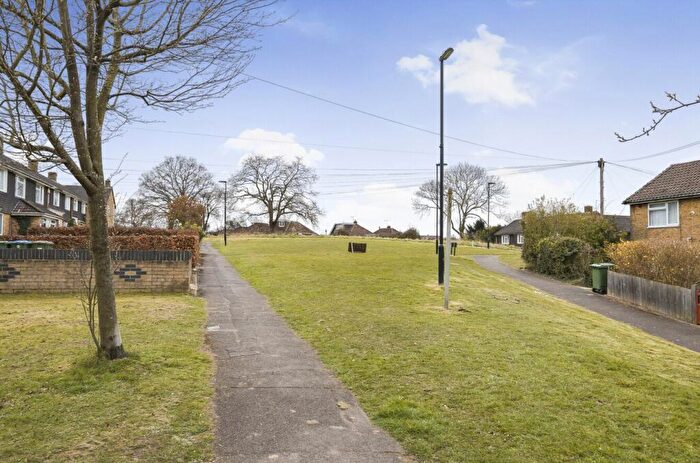 2 Bedroom Flat For Sale In Dyneley Green, Townhill Park, Southampton, Hampshire, SO18
