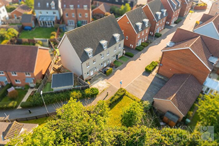 3 Bedroom Town House For Sale In Tulip Gardens, Cringleford, NR4