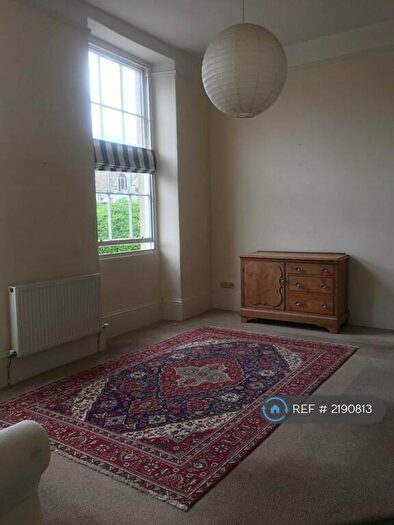 3 Bedroom Flat To Rent In Church Street, Calne, SN11
